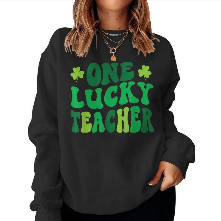 One Lucky Teacher Retro Vintage St Patricks Day  Women Crewneck Graphic Sweatshirt