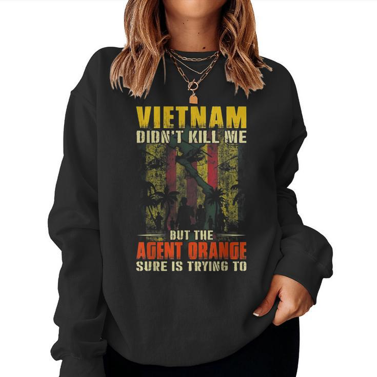 Vietnam War Orange Agent Military Victims Retired Soldiers  Women Crewneck Graphic Sweatshirt