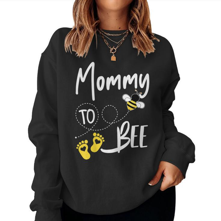 Womens Mommy To Bee  Cute Pregnancy Announcement Gift  Women Crewneck Graphic Sweatshirt