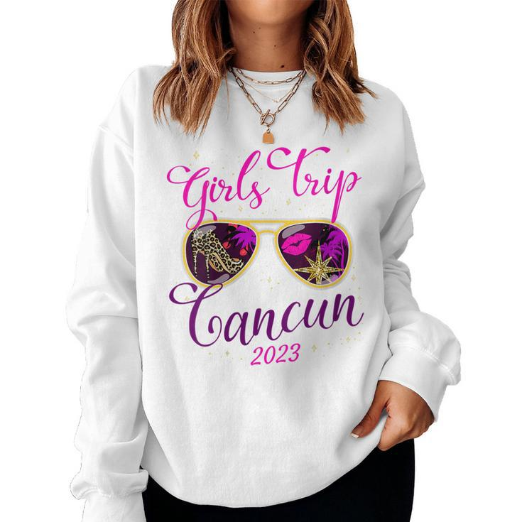 Womens Girls Trip Cancun 2023 Vacation For Women Weekend Birthday Women Sweatshirt