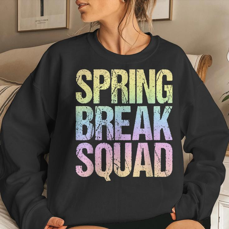 2023 Spring Break Squad Pastel Rainbow Vintage Graphic Sweatshirt Gifts for Her