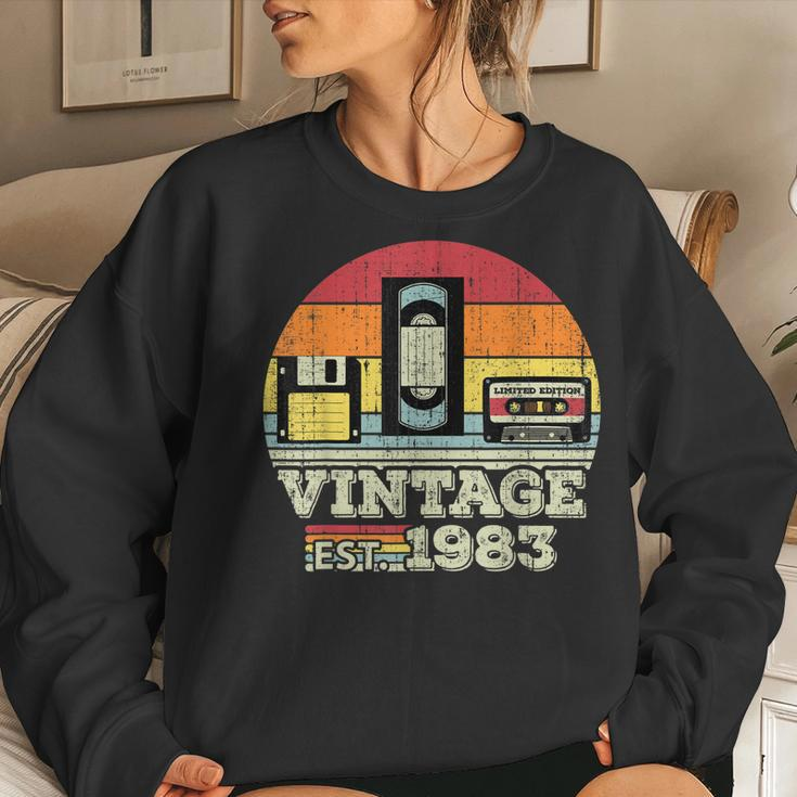 40 Year Old Vintage 1983 40Th Birthday For Women Men Women Sweatshirt Gifts for Her