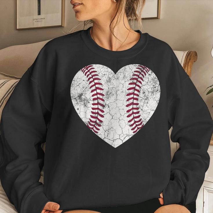 Baseball Heart Cute Mom Dad Men Women Softball Gift Women Crewneck Graphic Sweatshirt Gifts for Her