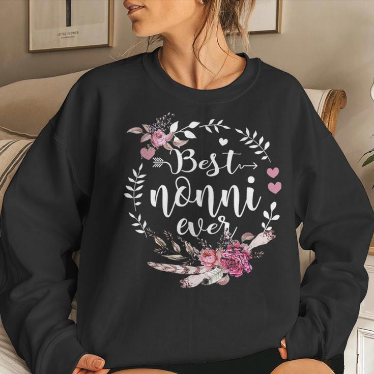 Best Nonni Ever Blessed Nonni Floral Mothers Day Gift Women Crewneck Graphic Sweatshirt Gifts for Her