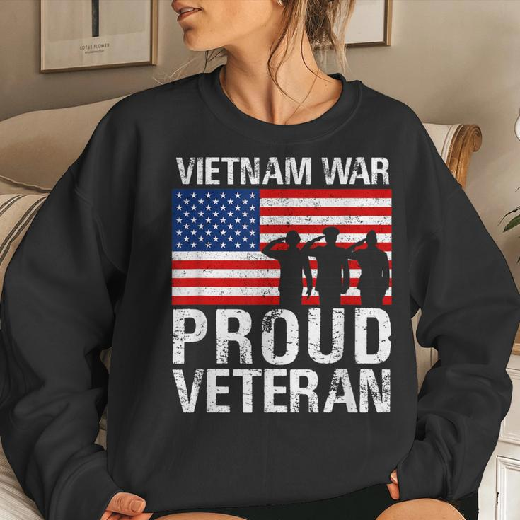 Gift For Military Men Women Proud Vietnam War Veteran Women Crewneck Graphic Sweatshirt Gifts for Her