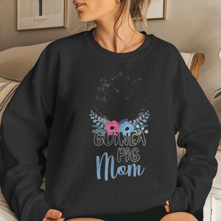 Guinea Pig Mom Cute Funny Pet Owner Women Crewneck Graphic Sweatshirt Gifts for Her