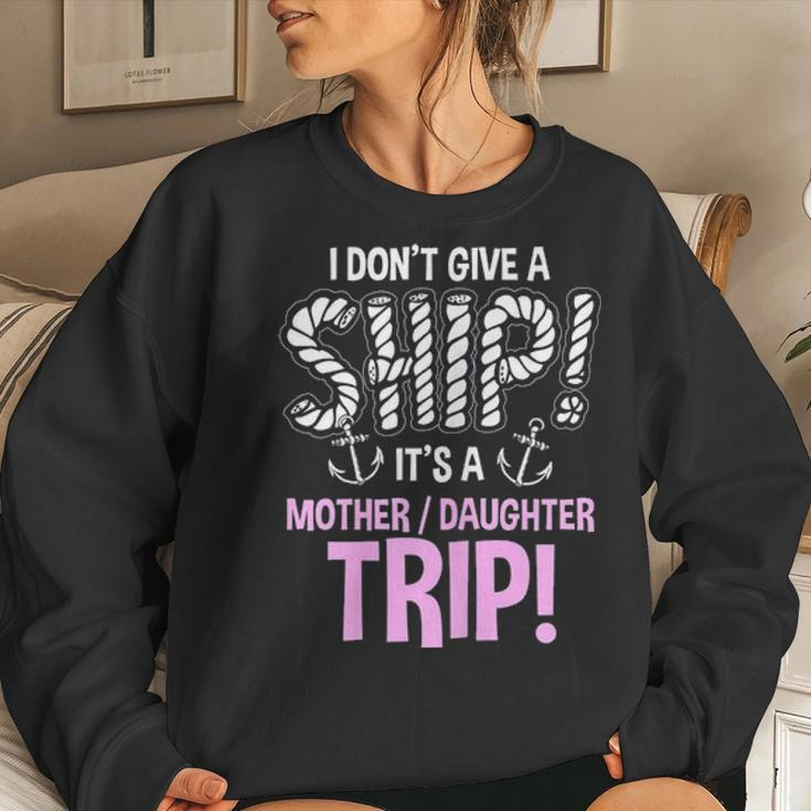 Its A Mother Daughter Trip Cruise Ship Wear Women Crewneck Graphic Sweatshirt Gifts for Her