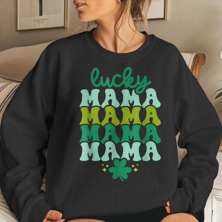 Lucky Mama Leaf Clover St Patricks Day Women Women Sweatshirt Gifts for Her