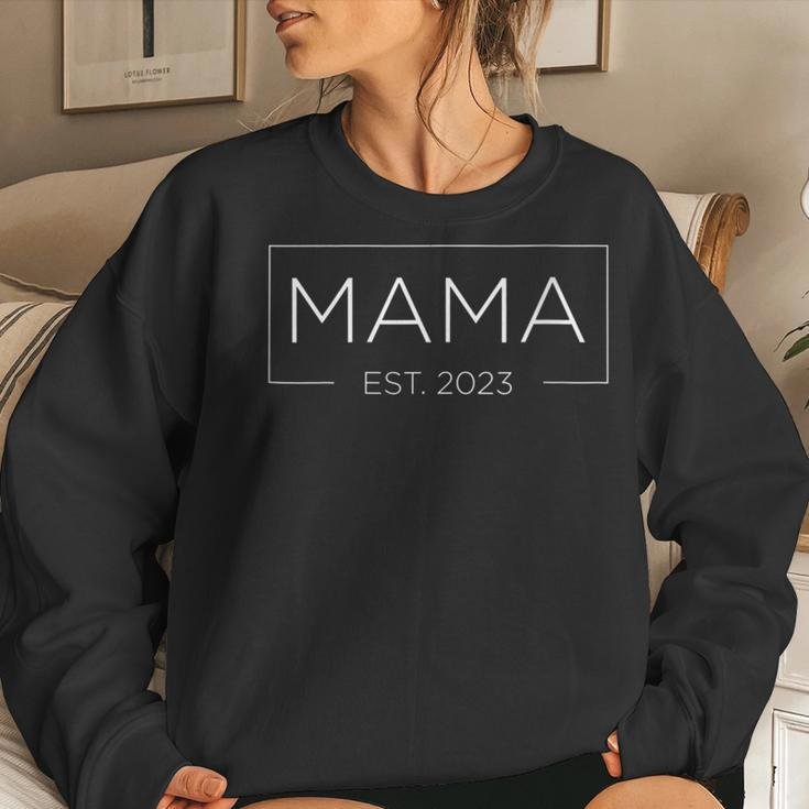 Womens Mama Est 2023 Promoted To Mommy 2023 Women Sweatshirt Gifts for Her