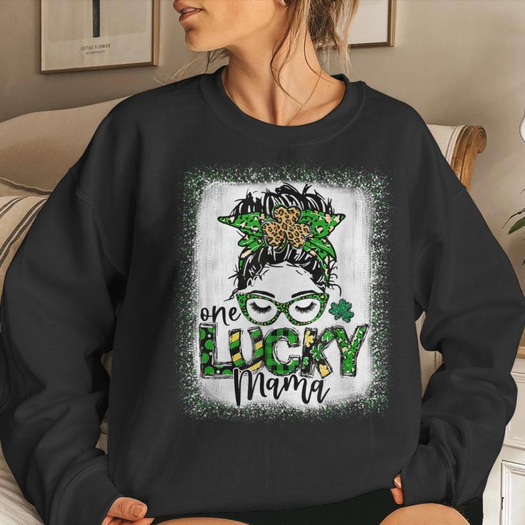 Messy Bun Leopard St Patricks Day One Lucky Mama Bleached Women Crewneck Graphic Sweatshirt Gifts for Her
