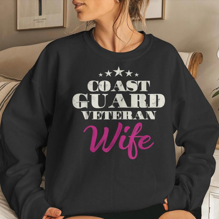 Proud Coast Guard Veteran Wife Veteran Wife Pride Women Crewneck Graphic Sweatshirt Gifts for Her