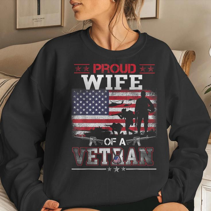 Proud Wife Of A Veteran Vintage Flag Military Veterans Day Women Crewneck Graphic Sweatshirt Gifts for Her