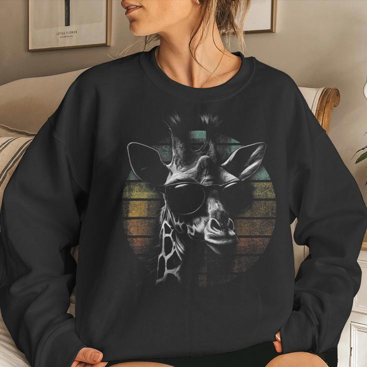 Retro Family Giraffe Sunglasses Sunset Funny Animal Lover Women Crewneck Graphic Sweatshirt Gifts for Her