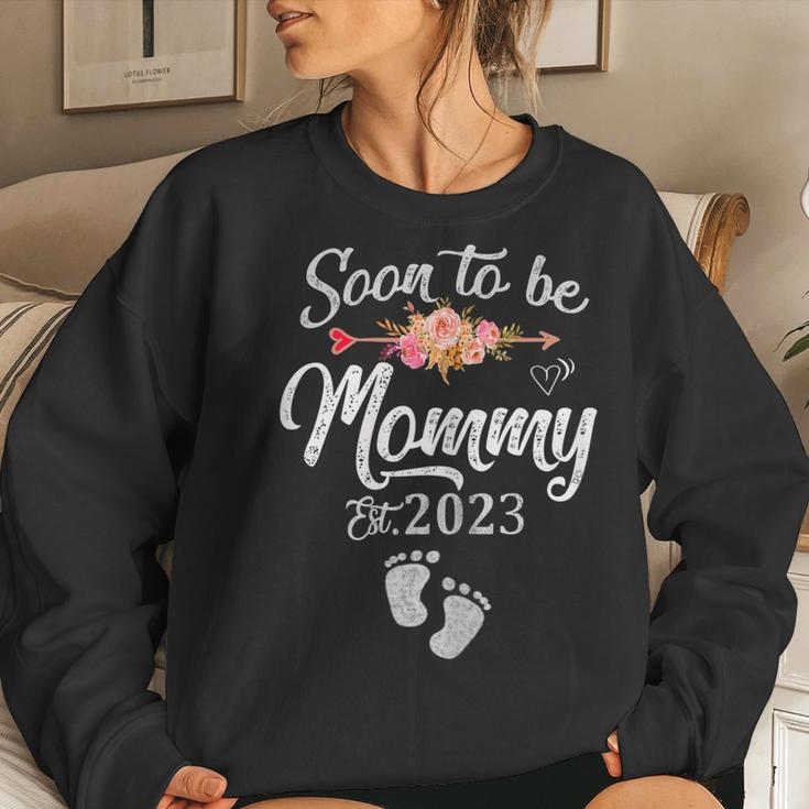 Womens Soon To Be Mommy 2023 First Time Mom Pregnancy Women Sweatshirt Gifts for Her
