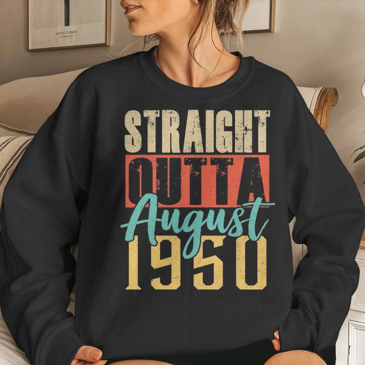 Straight Outta August 1950 70Th Awesome Birthday Gifts Women Crewneck Graphic Sweatshirt Gifts for Her