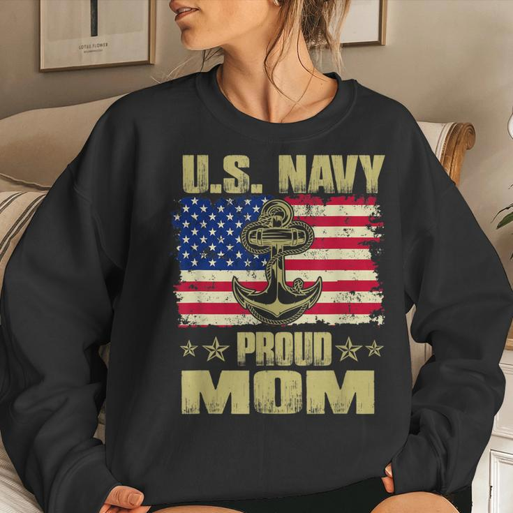 Us Navy Proud Mom With American Flag 4Th Of July Veteran Day Women Crewneck Graphic Sweatshirt Gifts for Her