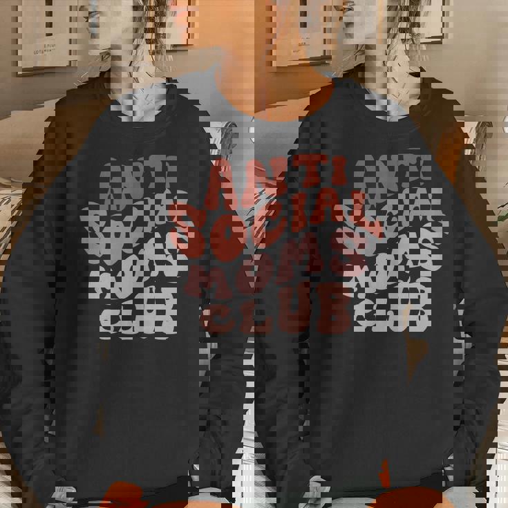 Womens Anti Social Moms Club Retro Funny Mom Life Mothers Day Mom Women Crewneck Graphic Sweatshirt Gifts for Her