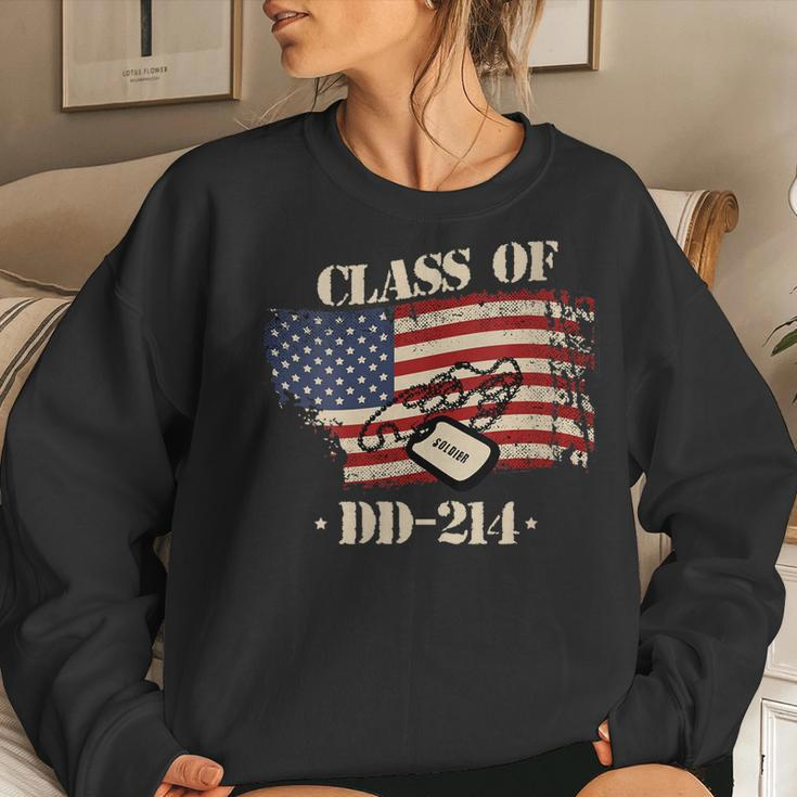 Womens Dd-214 Class Of Dd214 Soldier Veteran Women Crewneck Graphic Sweatshirt Gifts for Her