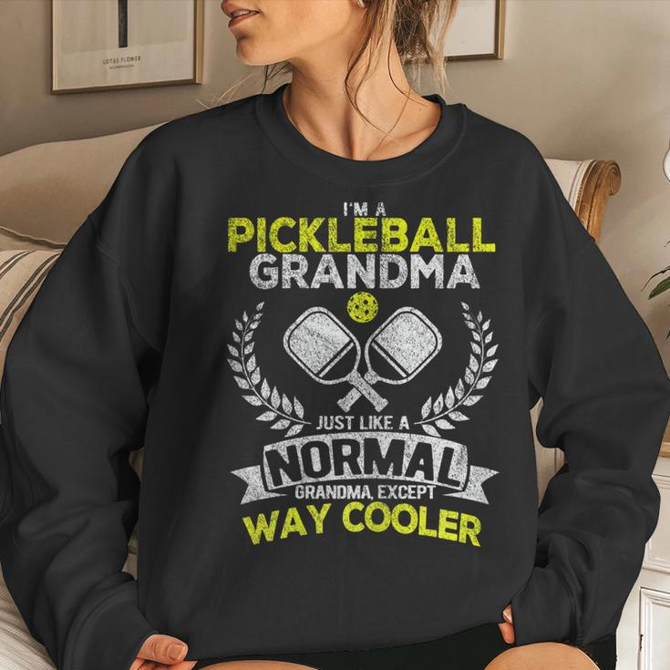 Womens Funny Pickleball Paddle Pickleball Grandma Retro Vintage Women Crewneck Graphic Sweatshirt Gifts for Her