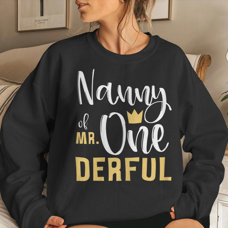 Womens Nanny Of Mr Onederful 1St Birthday First One-Derful Matching Women Crewneck Graphic Sweatshirt Gifts for Her