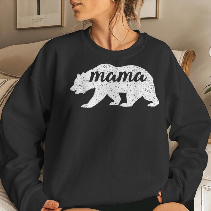 Womens Vintage Cute Mama Bear Mom Women Crewneck Graphic Sweatshirt Gifts for Her