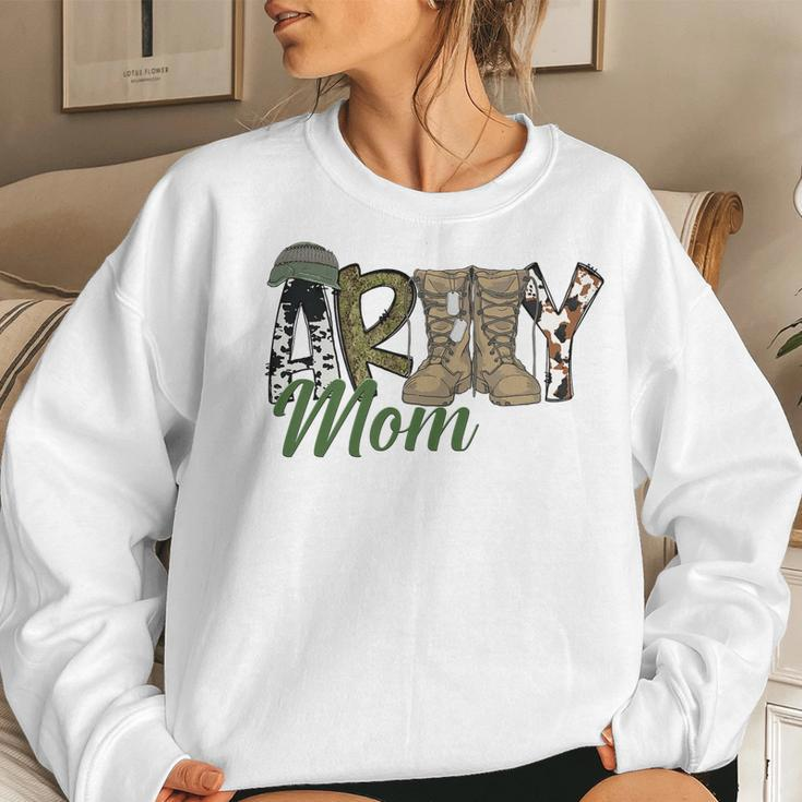 Army Mom Western Army Boots Cowhide Mom Gift Veterans Day Women Crewneck Graphic Sweatshirt Gifts for Her