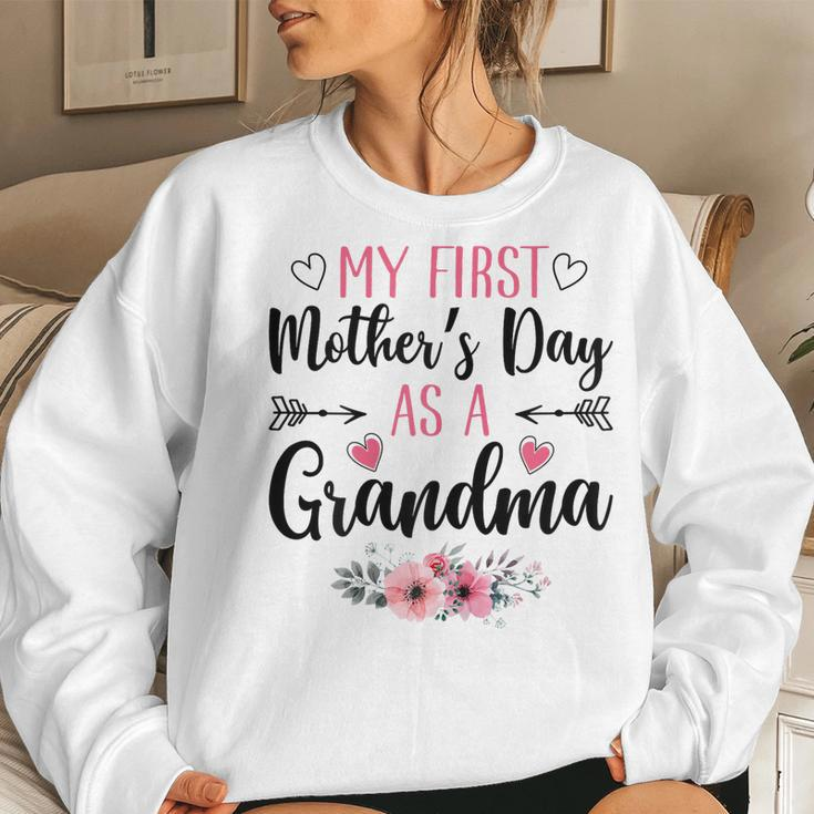 Womens My First As A Grandma Flowers 2023 Women Sweatshirt Gifts for Her