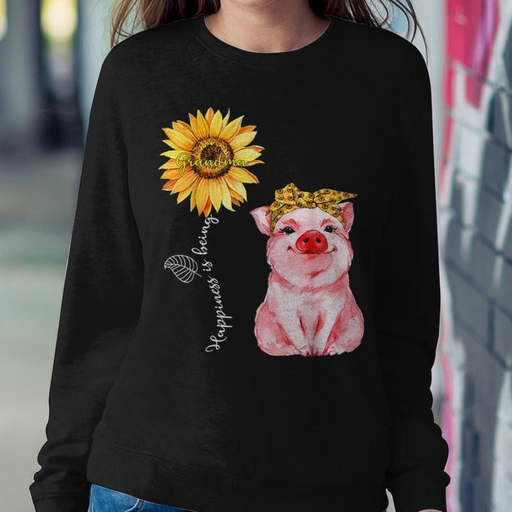 Happiness Is Being Grandma Cute Pig Sunflower Mother Gifts Women Crewneck Graphic Sweatshirt Funny Gifts