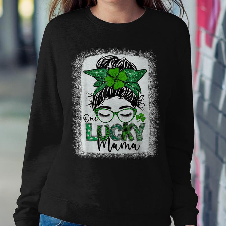 One Lucky Mama St Patricks Day Messy Bun Leopard Bandana Women Sweatshirt Unique Gifts