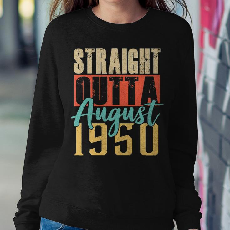 Straight Outta August 1950 70Th Awesome Birthday Gifts Women Crewneck Graphic Sweatshirt Funny Gifts