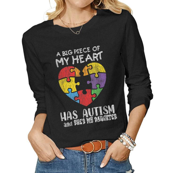 Autism Awareness - Dad Mom Daughter Autistic Kids Awareness  Women Graphic Long Sleeve T-shirt