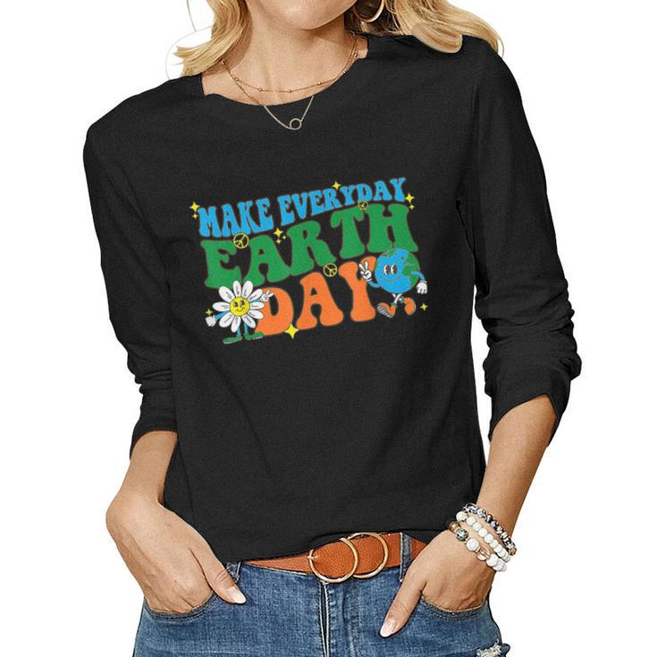 Make Everyday Earth Day Hippie Earth Flower Retro Groovy Women Long Sleeve T-shirt