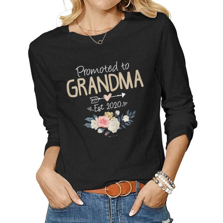 Womens Promoted To Grandma Est 2020 New Grandma Mimi Women Long Sleeve T-shirt