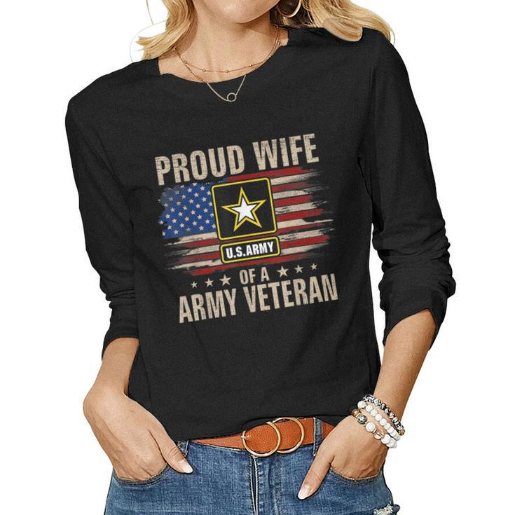 Vintage Proud Wife Of A Army Veteran With American Flag  Women Graphic Long Sleeve T-shirt
