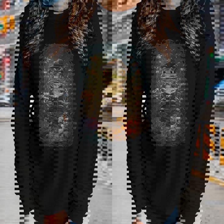 Cute Cottagecore Floral Frog Aesthetic Girls Women Graphic Women