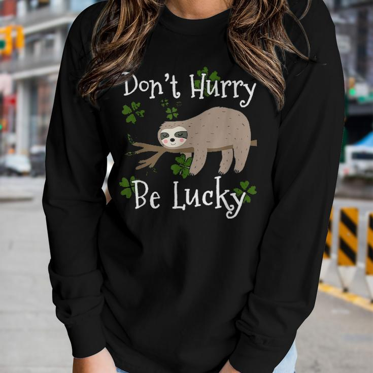 Dont Hurry Be Lucky Dad Mom Boy Girl Party Gift Shamrock Women Graphic Long Sleeve T-shirt Gifts for Her