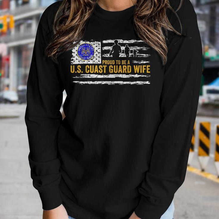 Vintage Usa American Flag Proud To Be A Us Coast Guard Wife Women Graphic Long Sleeve T-shirt Gifts for Her