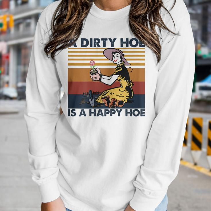 Womens A Dirty Hoe Is A Happy Hoe Vintage Retro Funny Garden Lover Women Graphic Long Sleeve T-shirt Gifts for Her
