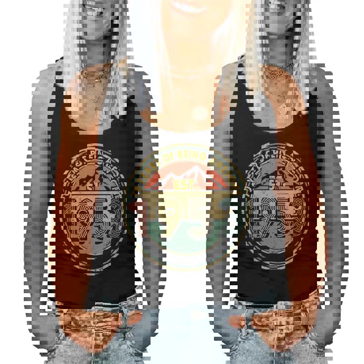 Womens Est Vintage 1953 70Th Birthday Retro 70 Year Old Men Women Women Tank Top