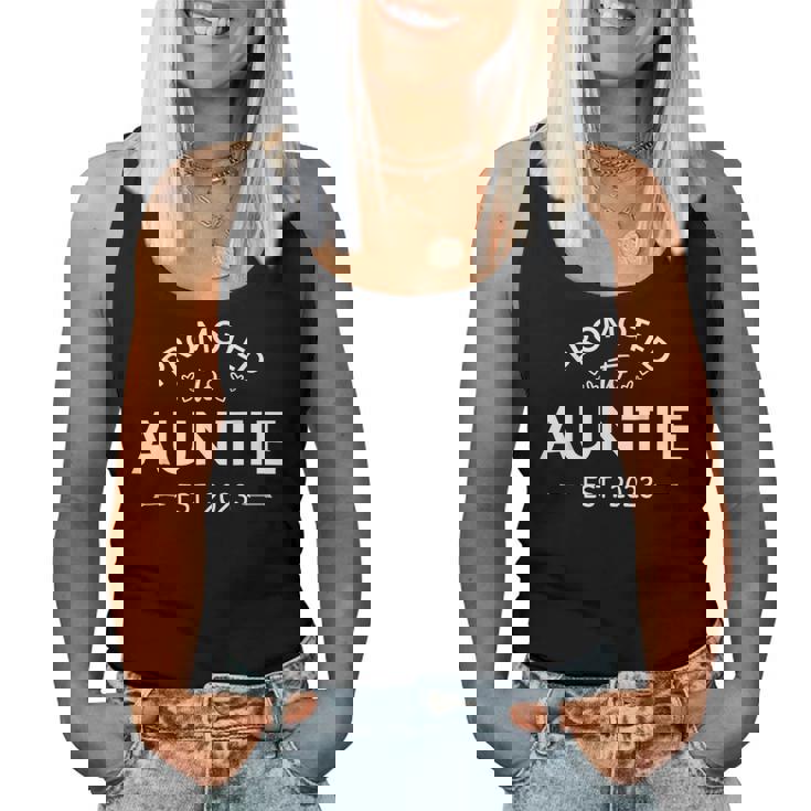 Promoted To Auntie 2023 Future Soon To Be New Aunt 2023 T Women Tank Top