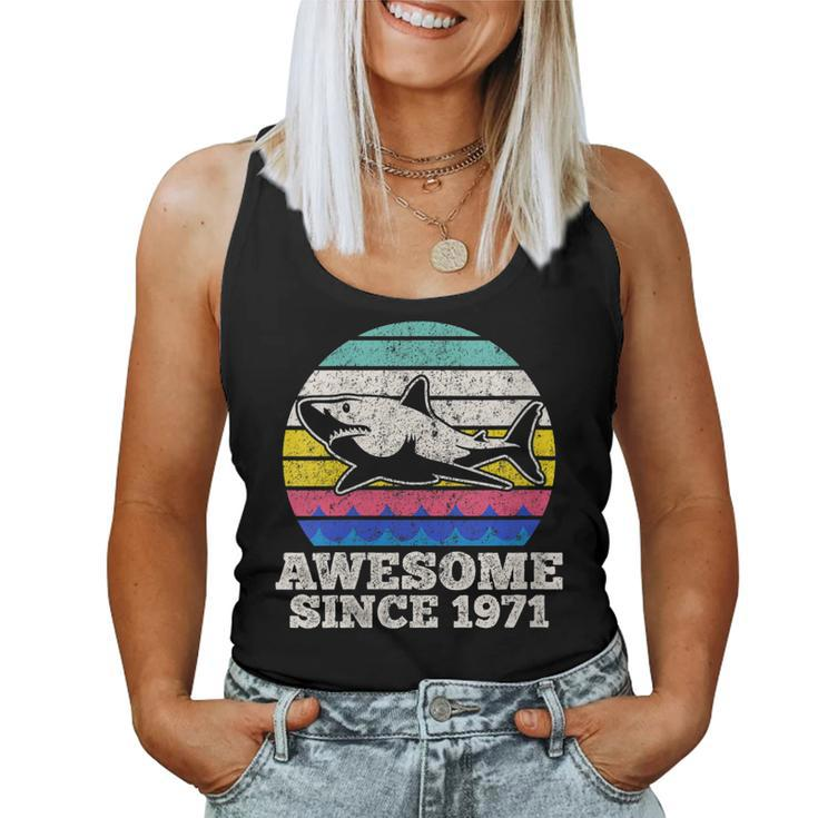 Womens Awesome Since 1971 - 48Th Birthday Gift Vintage Shark Retro  Women Tank Top Basic Casual Daily Weekend Graphic