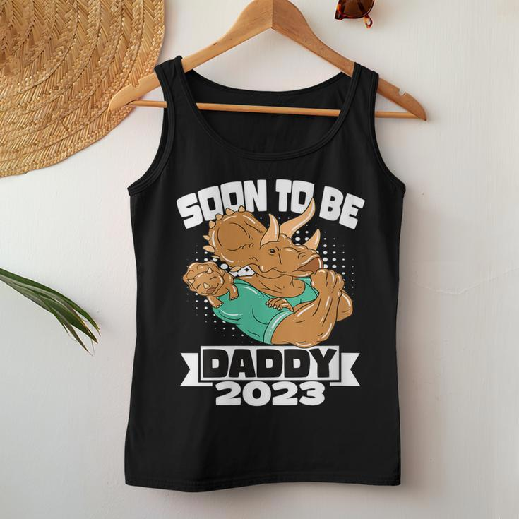Womens Dino Dad Soon To Be Daddy 2023 Fathers Day Women Tank Top Basic Casual Daily Weekend Graphic Personalized Gifts