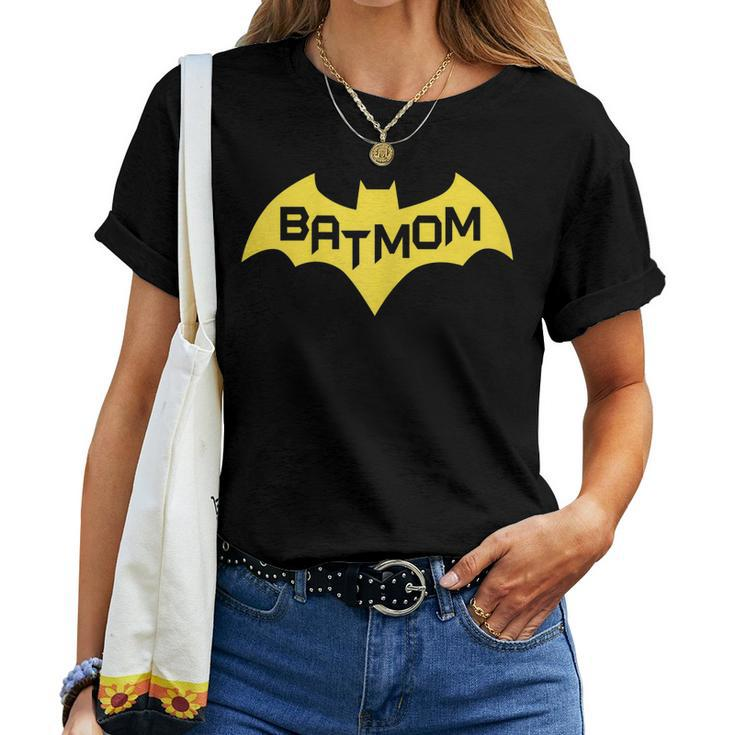 Batmom Mommy Super Hero Bat Mom Cool Woman The Girl Wonder Women T-shirt