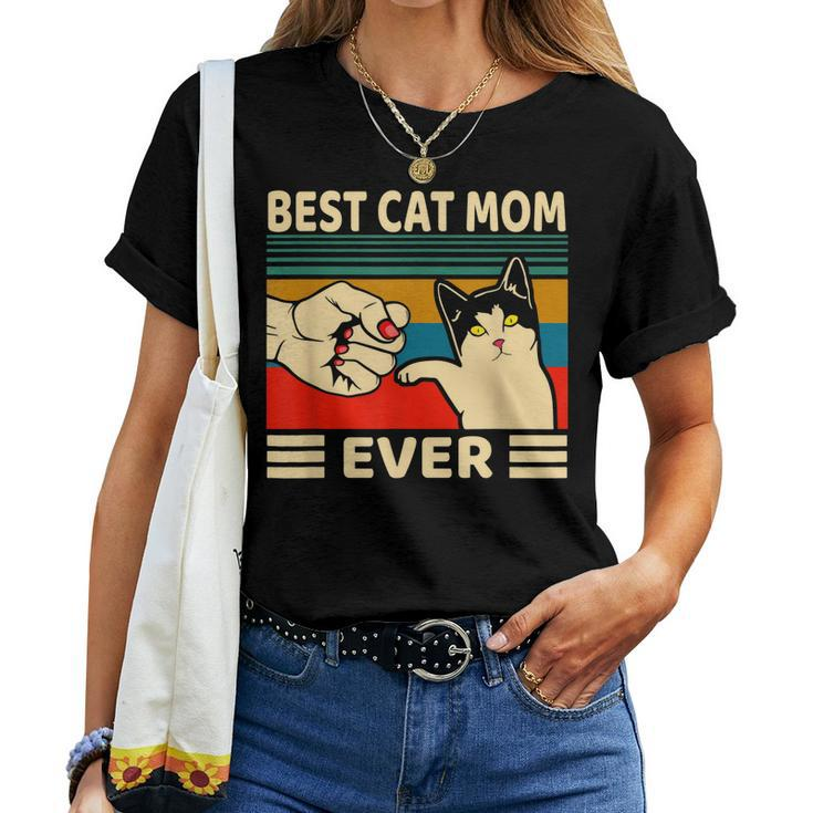 Best Cat Mom Ever Fist Bump Girls Vintage Funny Cat Mama Women T-shirt
