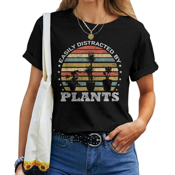 Easily Distracted By Plants Retro Vintage Plants Lover Women T-shirt