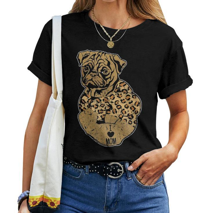 Funny Leopard Dog Pug Mom Costume Mothers Day Gift Women T-shirt