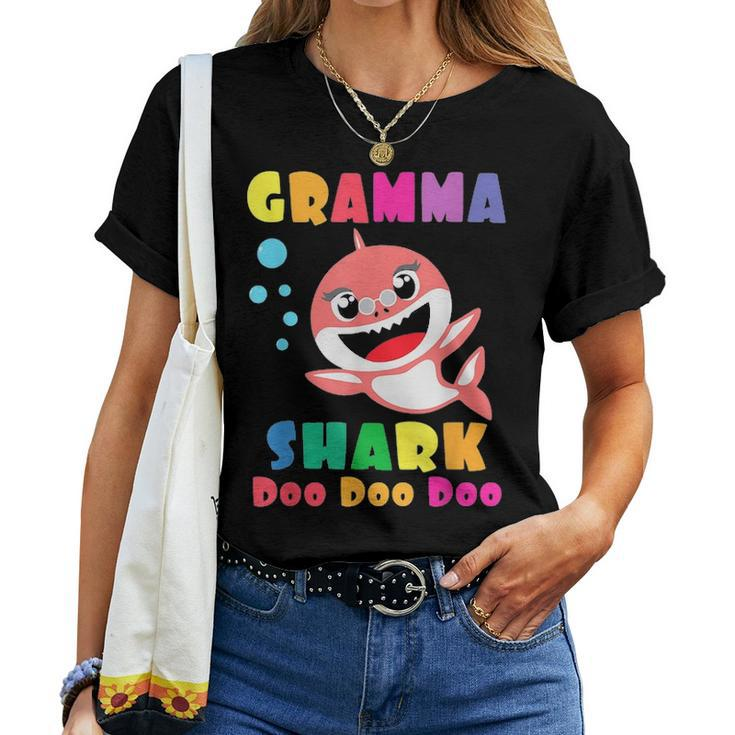 Gramma Shark Funny Mothers Day Mom Women T-shirt