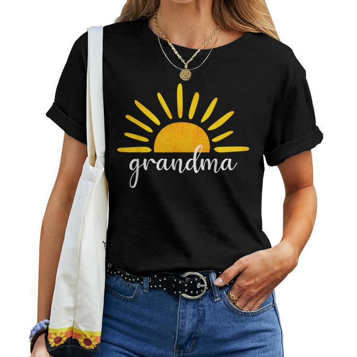 Grandma Of The Birthday First Trip Around The Sun Birthday Women T-shirt