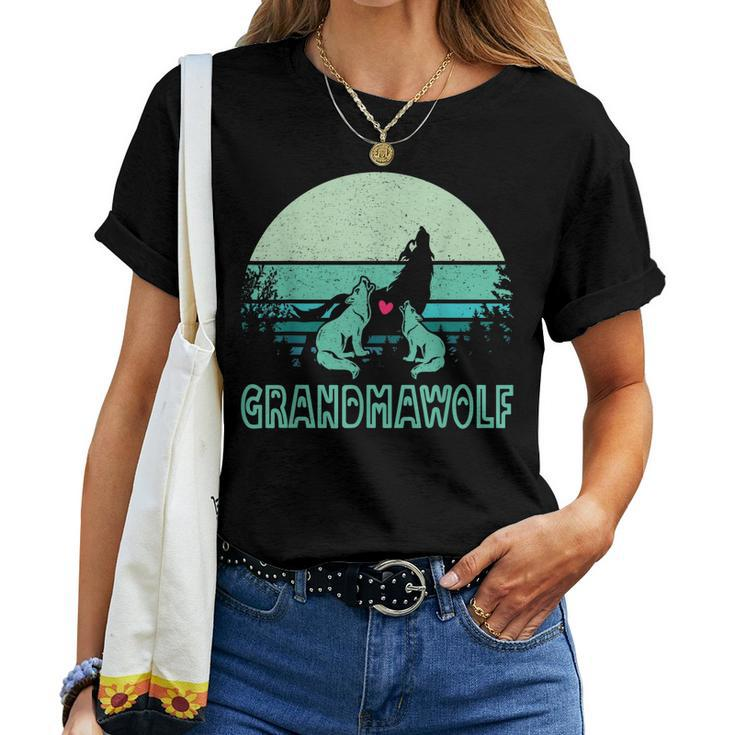 Grandmawolf For Lovers Mom Grandma Wolf & Wolves Women T-shirt