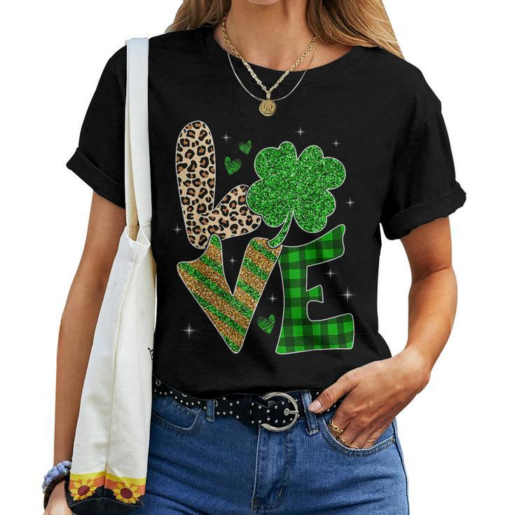 Love Nurse Life Leopard Print Nurse St Patricks Day Shamrock Women T-shirt